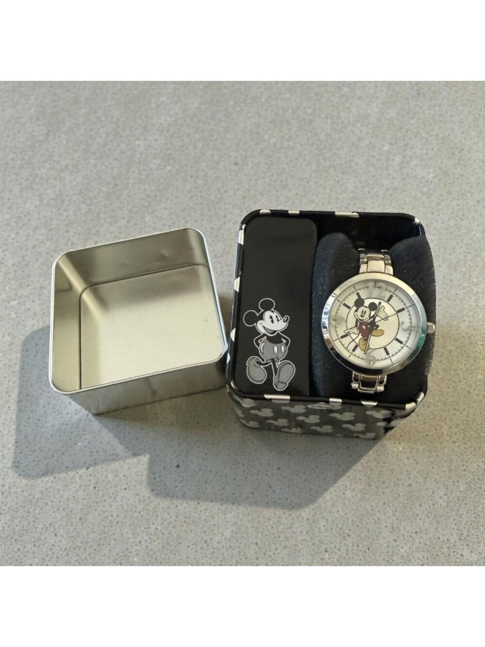 DISNEY Vintage Mickey Mouse Silver Metal Band Watch w/ Box